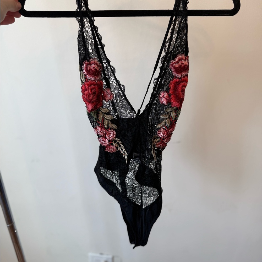 AKIRA Black Lace Bodysuit with Red Floral Embroidery